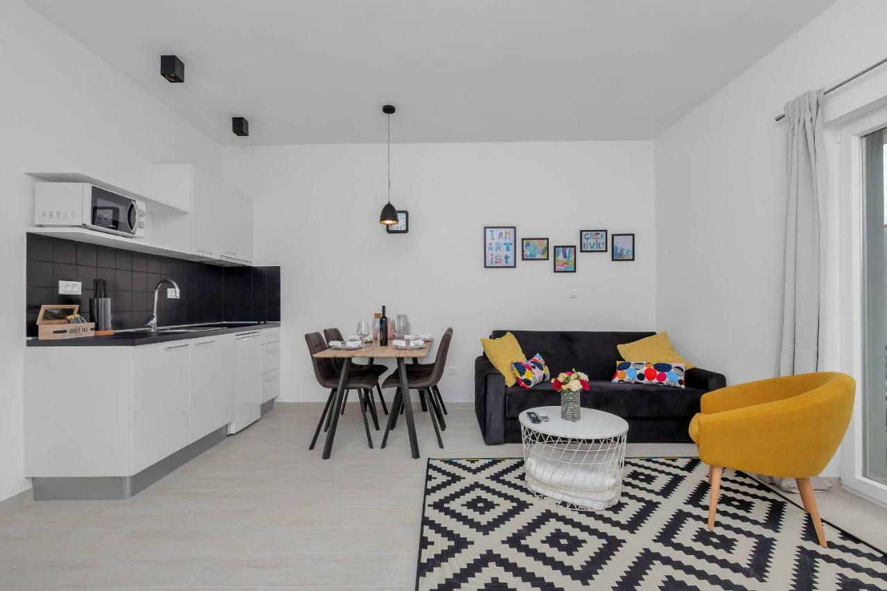 Apartments Morpheus Макарська Екстер'єр фото